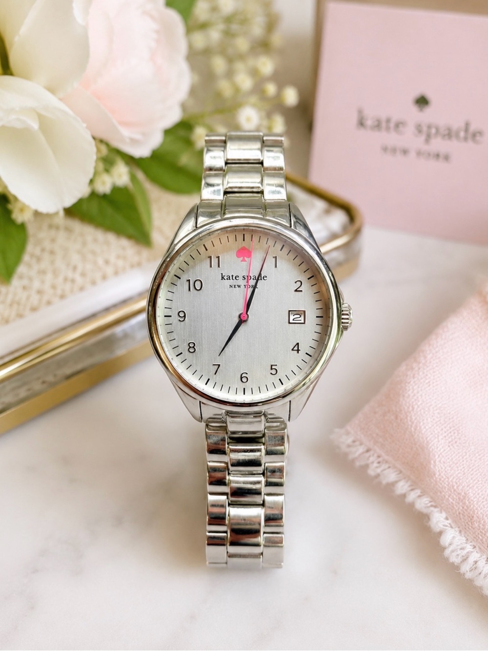 KATE SPADE SEAPORT GRAND SILVER DIAL STAINLESS STEEL WATCH DESIGNER STATEMENT